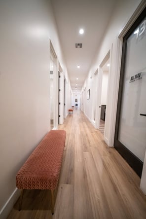 DG Salon Suites