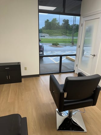 Newly renovated salon suite rentals. Minutes from MO-94, I-70 and 141