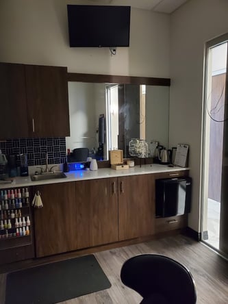MY SALON Suite in Ford Road Dearborn, MI – Salon Suite for Rent