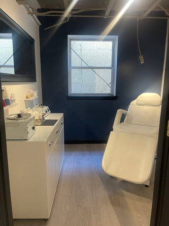 Salon Suite Rental in Old Town Alexandria