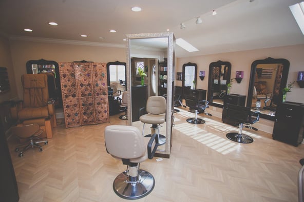 Salon Chair for Rent – Barber or Stylist are welcome.