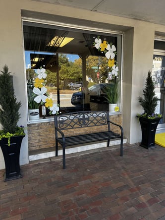Chair for rent in Beautiful Downtown Perry!