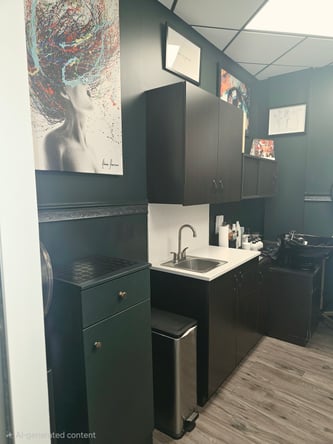 One person salon suite