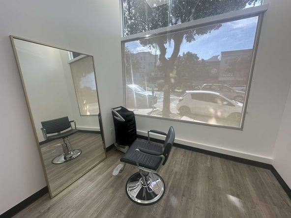 Modern Designer Salon Suites Available In SF