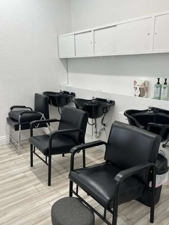 Hairstylists Booth Rent for a Special Low Price!