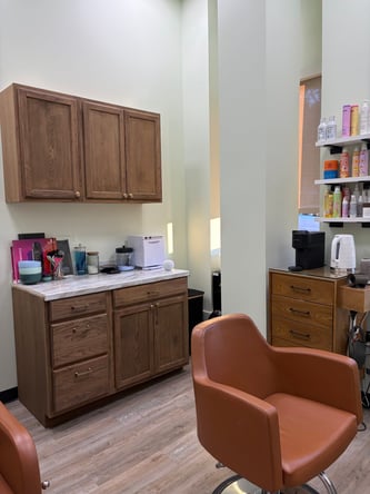 Private Salon Suite – Chair Share Available at Studio 512 (San Francisco)