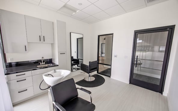 Private Luxury Suites in VISTA, CA