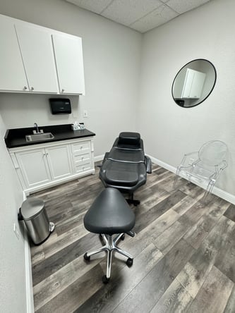 Beautiful Salon Suites available for Med Spa Nurses and Estheticians