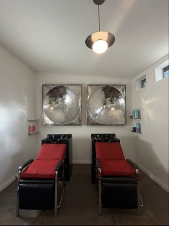 Brand-New West Hollywood Salon Chair | Private Backyard + $250/Week