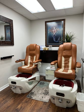 Salon Chair & Room Rental Available – ABBA Beauty Salon