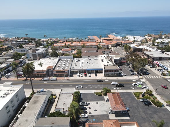 La Jolla Beauty + Wellness Suite — $340/wk, First 2 Weeks Free!