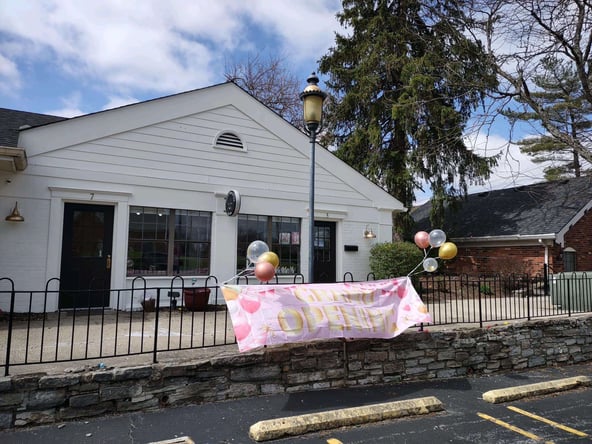 Cosmetologist wanted right in the heart of Fort Thomas, Kentucky!