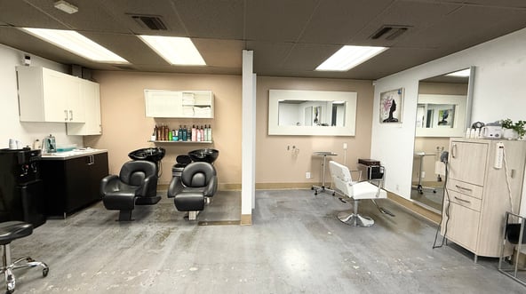 Salon station