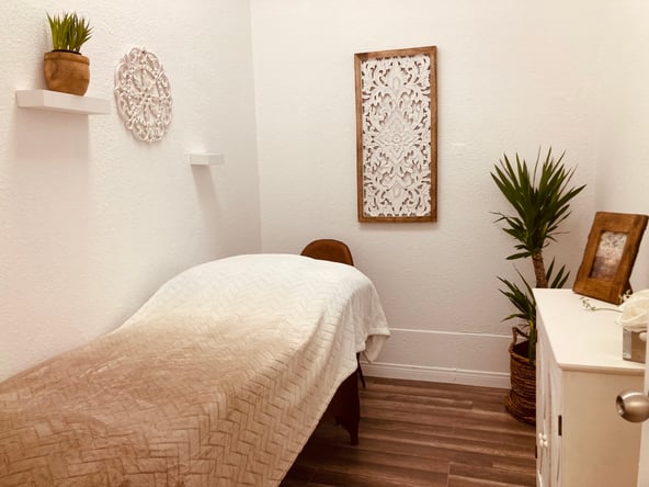 Booth/room rental
