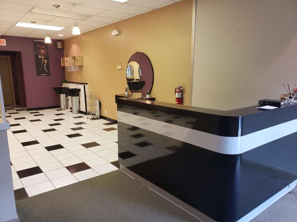 Turn key Salon for lease
