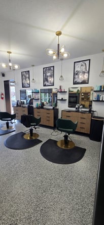Beautiful Salon Chair Rental in prime Fairlawn location. Perfect for an independent stylist.