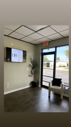 Salon and Spa Suites for lease