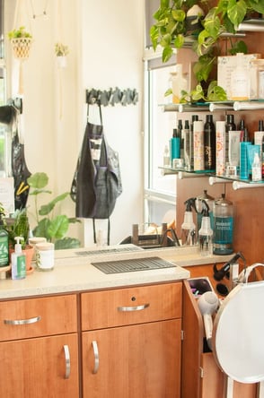 Sola Salon Studios in Fishers, IN – Salon Suite for Rent