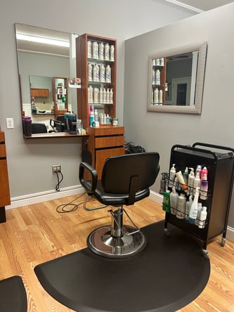 Salon Chair for Rent