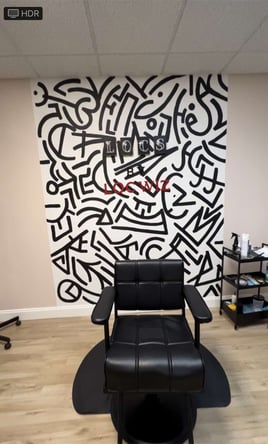 Salon suites Free Move in