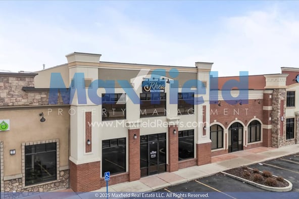 Salon Suites – Draper – Sink/Washer & Dryer/Fridge included