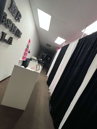Book your beauty station