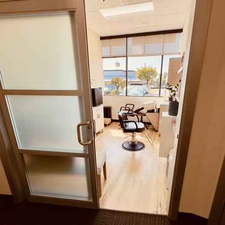 Part time hairstylist in private studio Bay Park