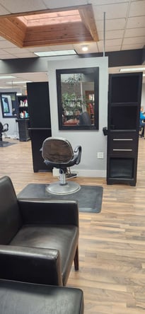 Private Salon Suite