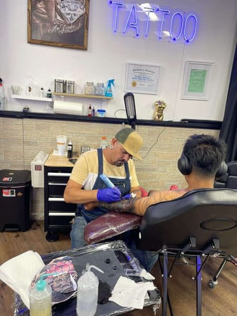 Microblading, Tattoo and Piercings weekly booth rental on Midway Dr. San Diego