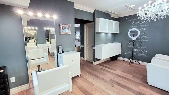 Open chair stations for rent in the heart of Beverly Hills