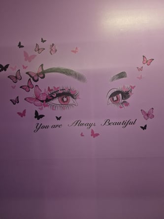 Snip & Shop Beauty Salon