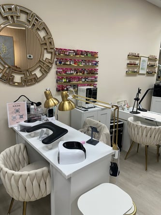 Salon Chairs, Nail Stations & Private Spa Rooms – Miami Beach