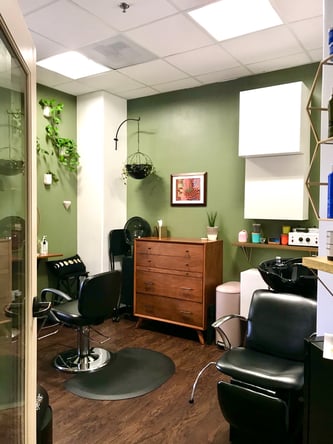 Pre-Leasing Luxury Salon Suites in Redmond!