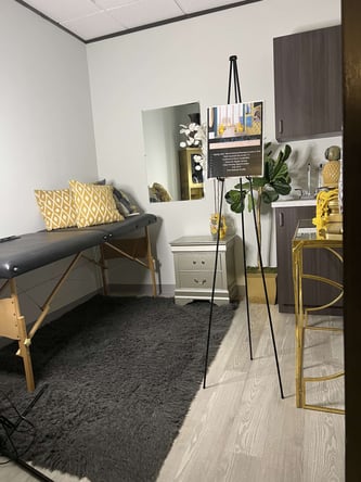 Everything Chic Salon Suites Studios