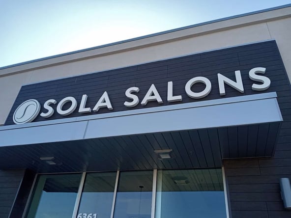 Sola Salon Studios in Jurupa Valley, CA – Salon Suite for Rent