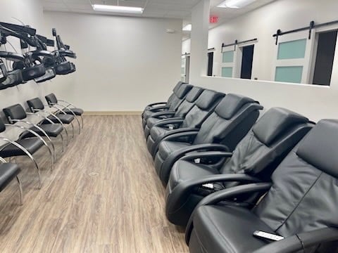 Salon Suites for Lease