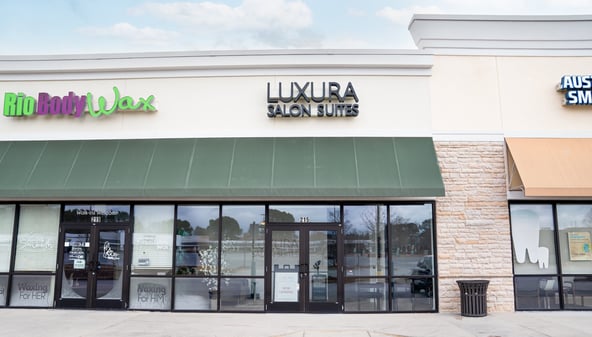 Luxura Salon Suites – Upscale Private Suites for Beauty Pros