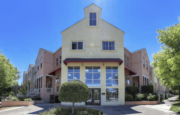 Larry Wells Salon – Luxury Salon Chair Rentals Available in Mountain View, California