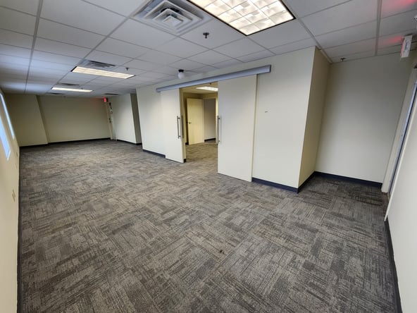Design Your Own Private Suite – Brookfield, WI on Bluemound Rd 300-1,236 Sq Ft