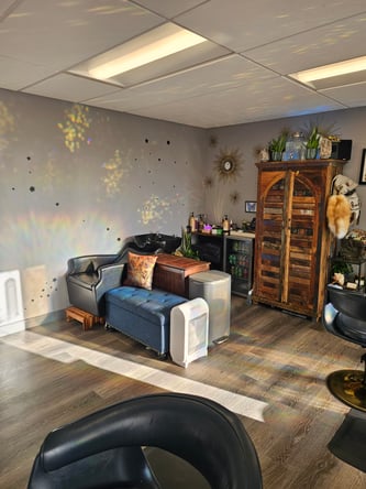 Boutique Salon Suite in Denver — Full-Time Booth Rent