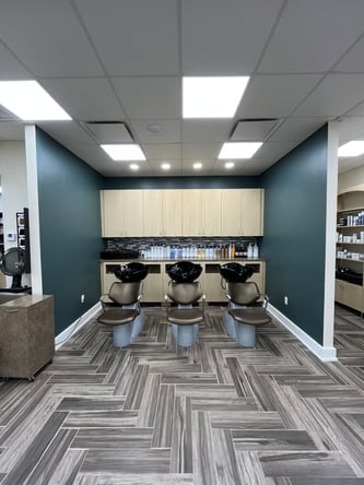Upscale Salon and Suites available for Rent