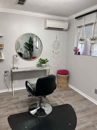 Beautiful boutique salon looking for talented booth renters in the Lakeway/Austin area