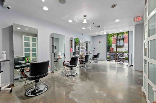 Premium Salon Station in Clarendon