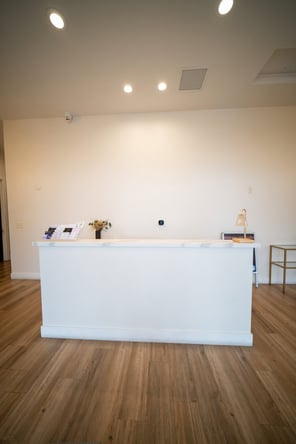 DG Salon Suites