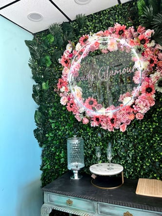 Enjoy your own personalized workspace for all things beauty at Gaudy Glamour Sylist Photo Studio