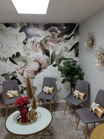 Studio Space Available at Beauty Bar Studios