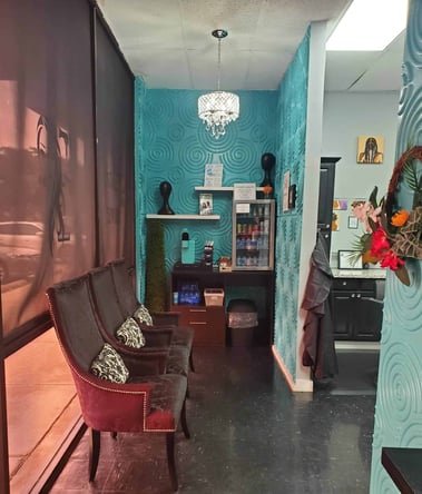 Available Booth for Rent in Richardson, TX