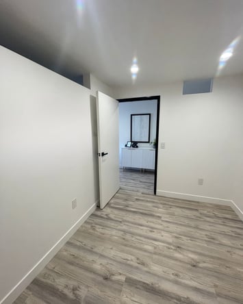 Private Studio in Boutique Costa Mesa Collective for Beauty Pros