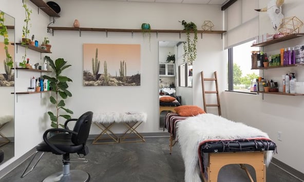 Sola Salon Studios in San Diego, CA – Salon Suite for Rent