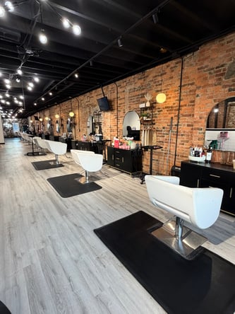 Bronde Culture: Open Concept Chair for Hair Colorists & Extension Specialists